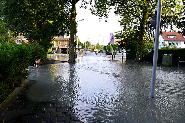 2014/162/GB 20140716 006 Wateroverlast Amersfoortlaan.jpg